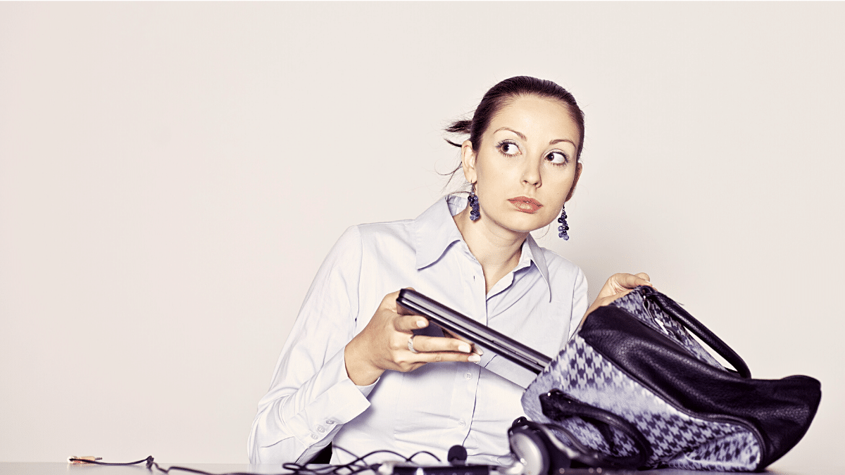 BS7858 Security Screening-Vetting women stealing laptop from work